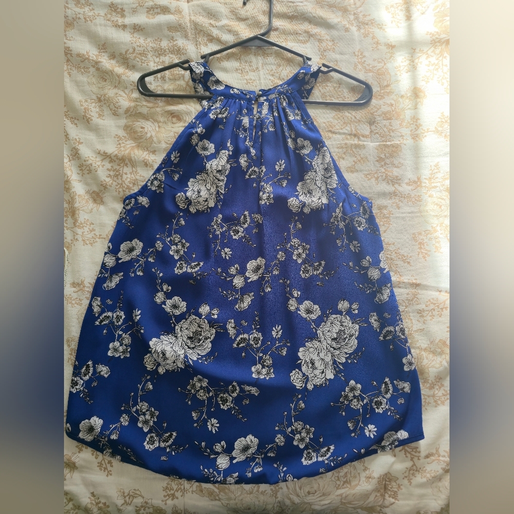 41 Hawthorn Royal Blue Floral Halter Blouse - Picture 5 of 9